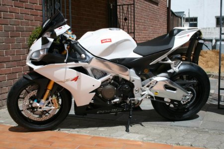 Factory Weiss 001.jpg