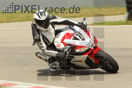 aprilia luk.jpg