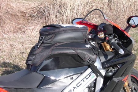 Tankrucksack RSV4 003.jpg