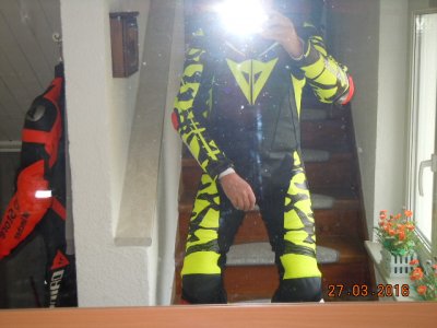 Dainese 2 001.JPG