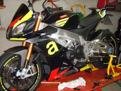 Tuono Factory 16 001.JPG