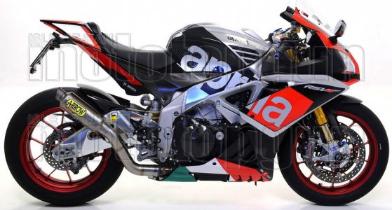 Aprilia RSV4 RF+Arrow GP2.jpg