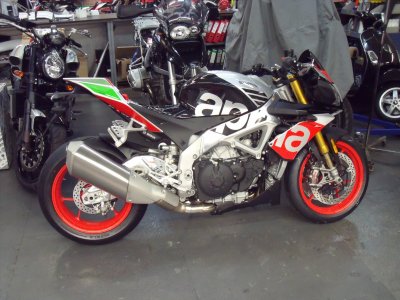 Euro 4 Tuono 005.JPG