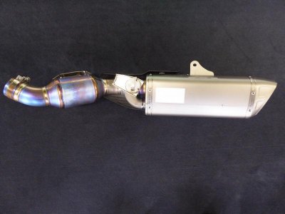 Akrapovic-Slip-On-neues Design_hinten-2.jpg