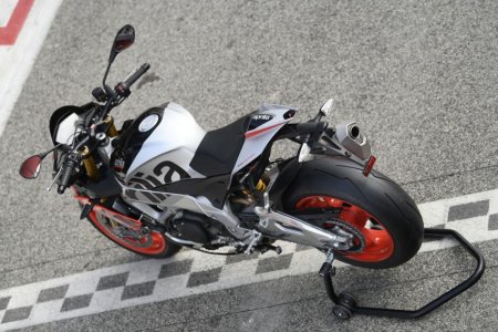 25-Tuono-V4-1100-Factory-850x567.jpg