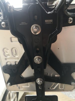 Bild 11 Nummernschild nachher.jpg